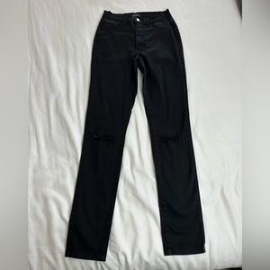 AKIRA Black skinny jeans
